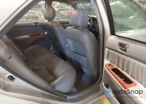 2003 Toyota Camry Xle V6 z USA, uszkodzony, nr VIN 4T1BF30K13U059755